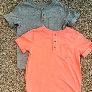 Boys 5t cat & jack short sleeve t-shirt. Lot of 2